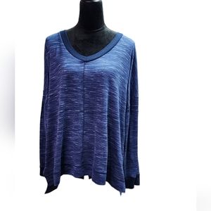 Secret treasures women's v-neck long sleeve blue Heather top